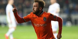 Super Lig: Άσος η Μπασακσεχίρ