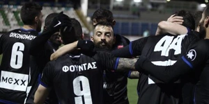 Μεταβολές Super League και όχι μόνο, με χρώμα κόκκινο-μπλε