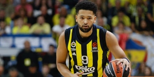 skylar-mays-fenerbahce.jpg