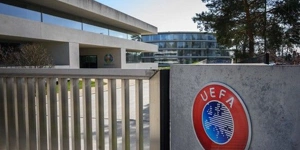 Γιατί η UEFA πείστηκε να μεταθέσει το Euro 2020